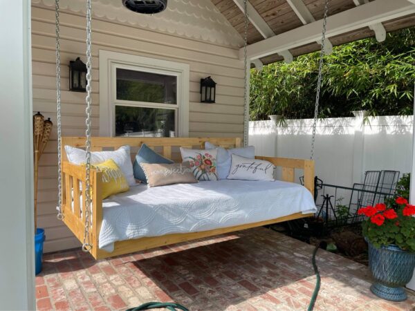porch swing, lanai